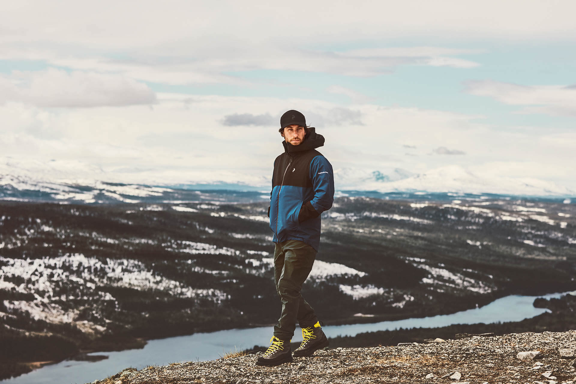 Peak Performance Shop World of Outdoor Sonthofen Allgäu Bekleidung Damen Herren Outdoor